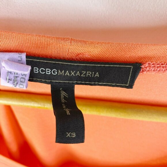 BCBG MAXAZRIA Top Womens Size XS Orange Peach Long Sleeve Lightweight Hi Low - Picture 3 of 4